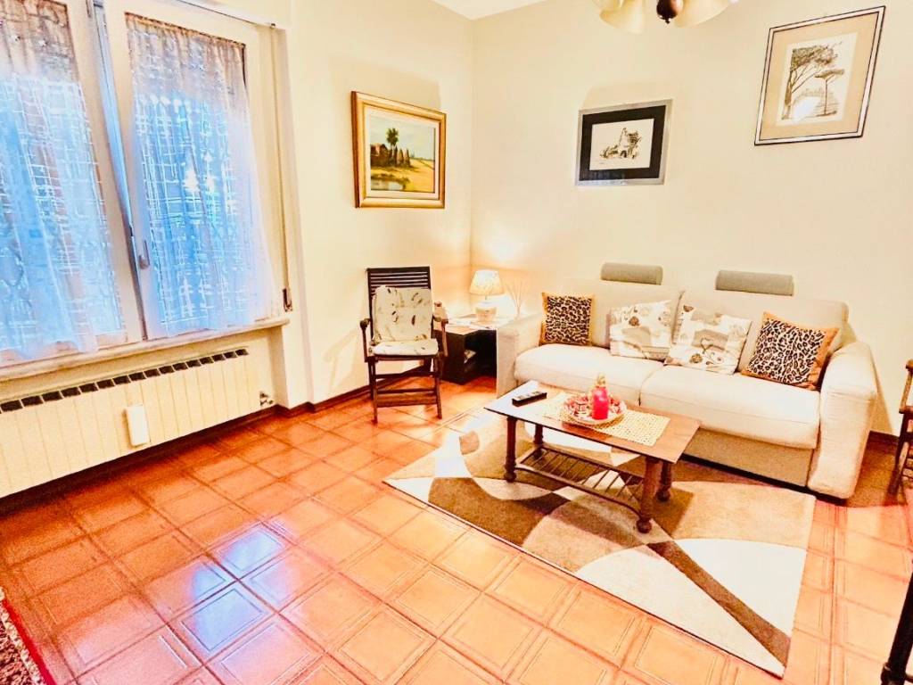 Appartamento a Riccione in Viale Cirene - Foto 2