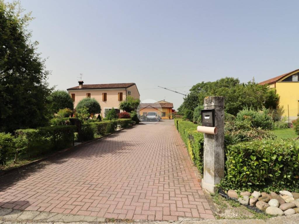 Villa a San giorgio bigarello in piazza san giorgio, 20 - Foto 2