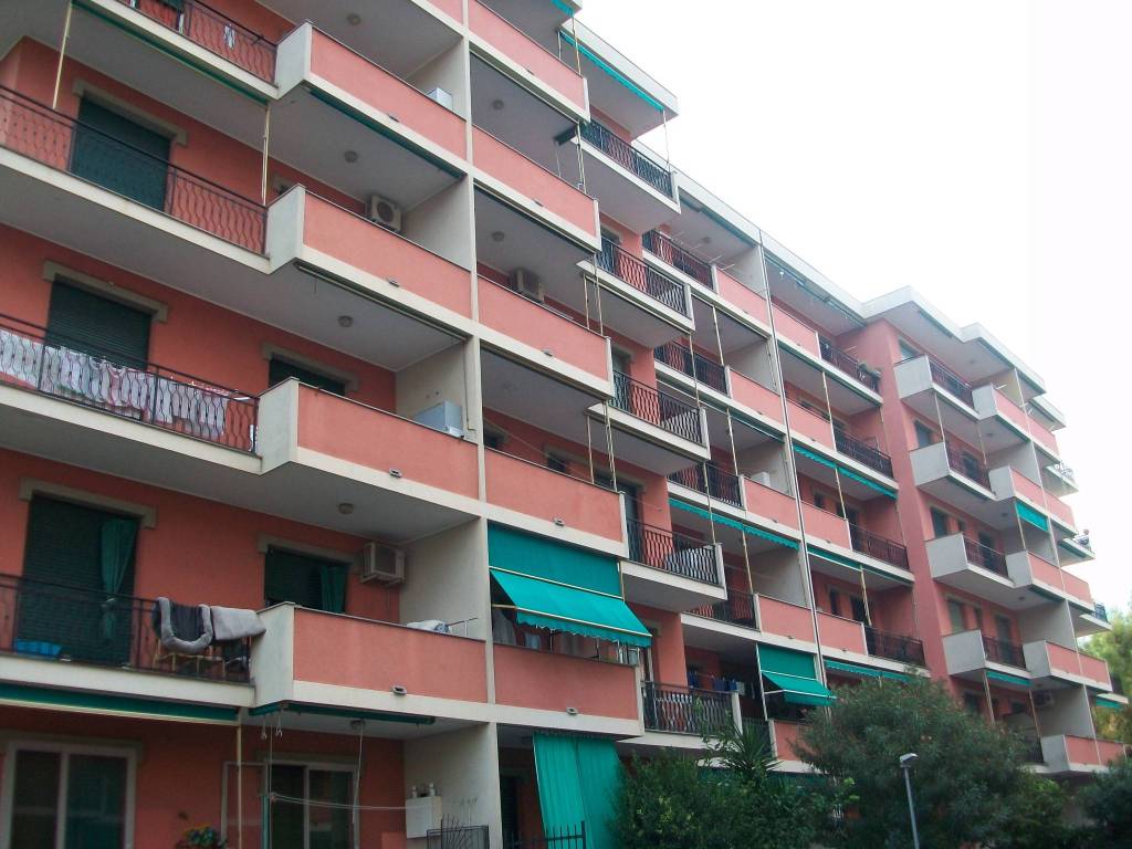 Appartamento a Andora in Via Cristoforo Colombo, 7 - Foto 3
