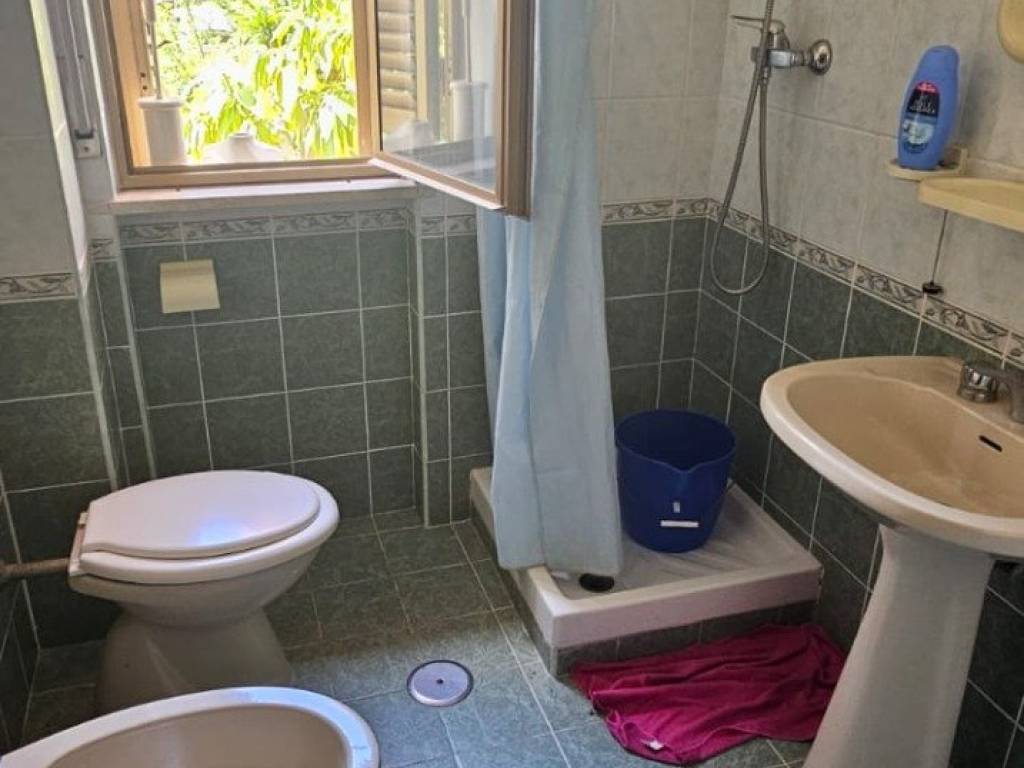 Appartamento a Tortora in Via Alcide De Gasperi - Foto 2