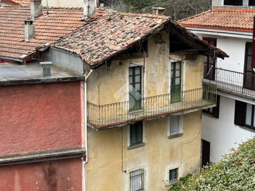 Casa indipendente a Bellano in Via Lezzeno - Foto 2