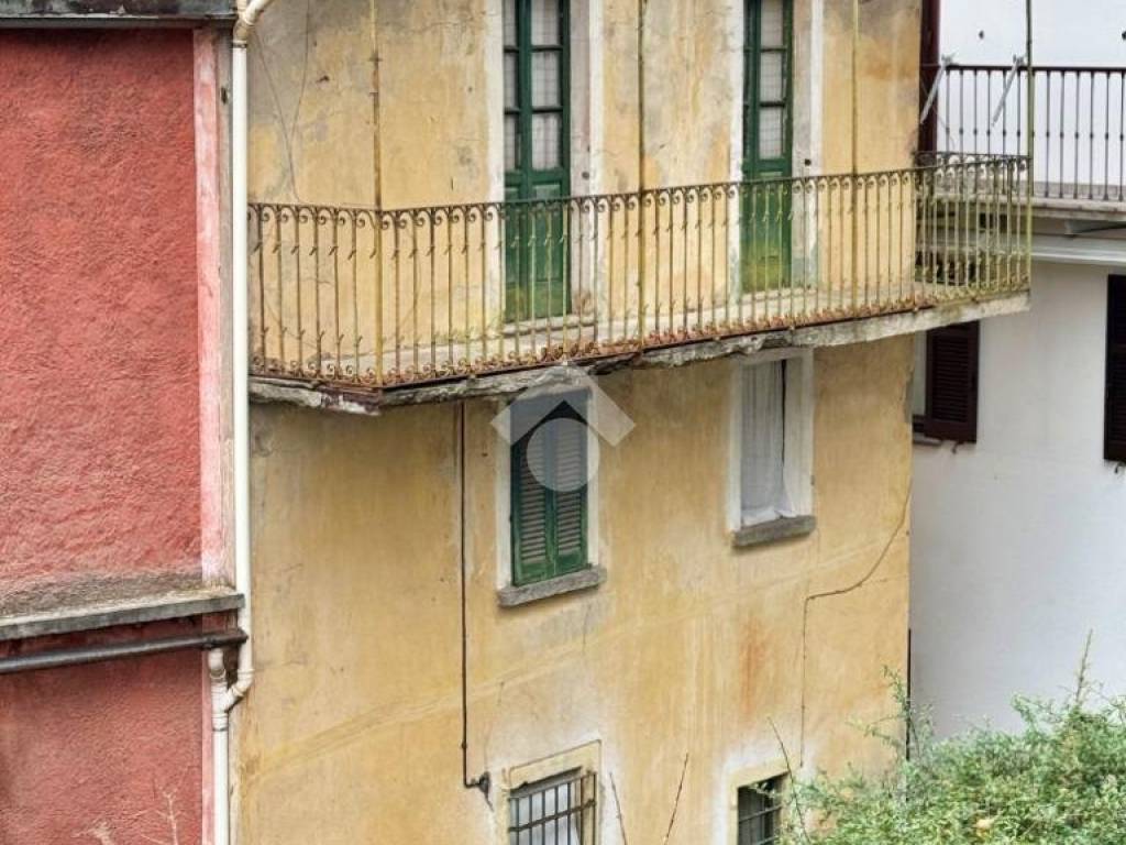 Casa indipendente a Bellano in Via Lezzeno - Foto 3