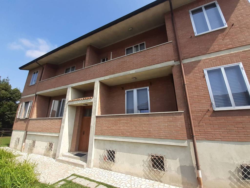 Appartamento a Ferrara in Via Giovanni Briosi, 51 - Foto 2