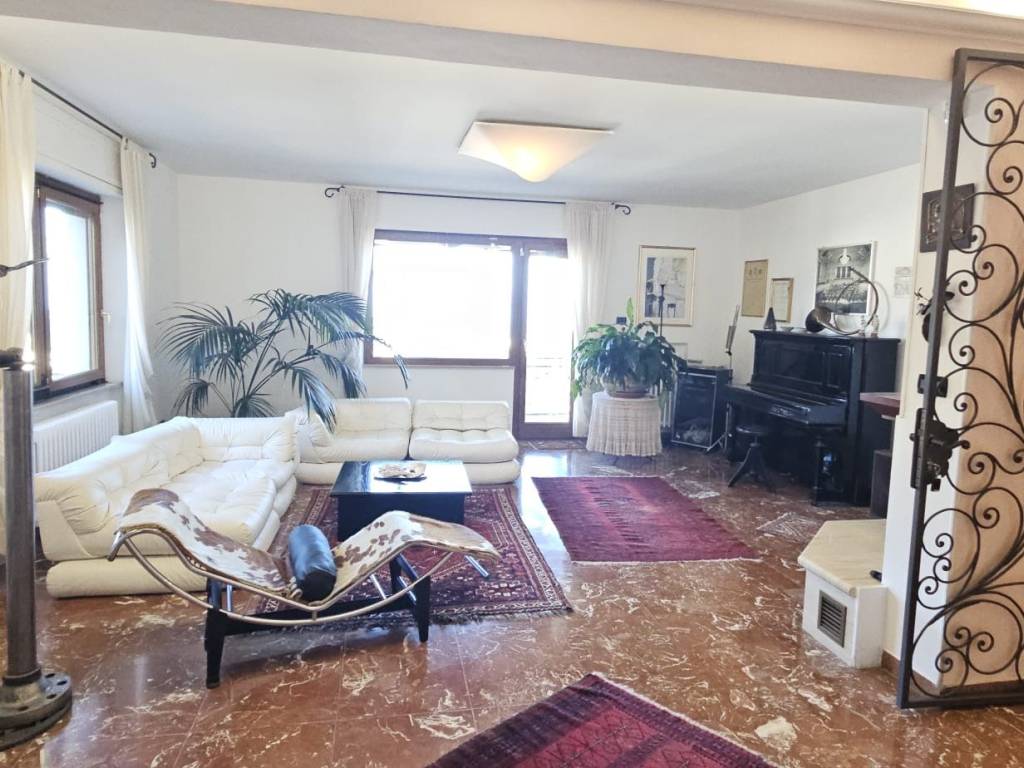 Villa a Pescara in Strada Colle Pineta - Foto 4