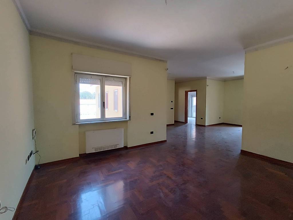 Appartamento a Caserta in Via Maddalena, 19 - Foto 2