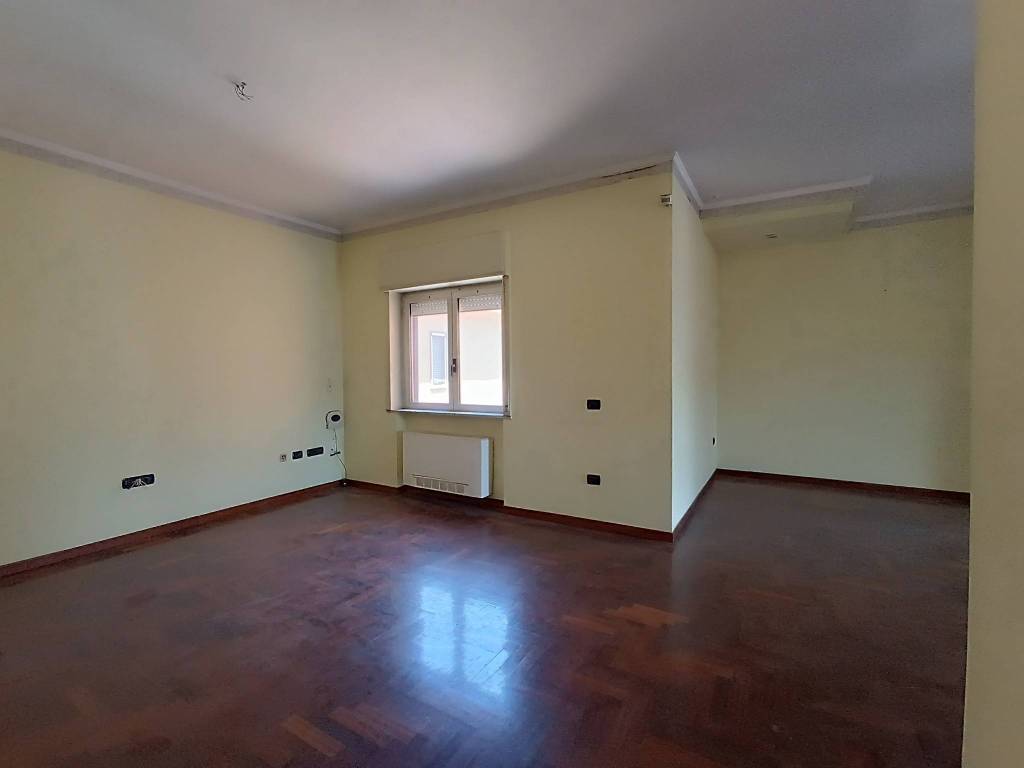 Appartamento a Caserta in Via Maddalena, 19 - Foto 3