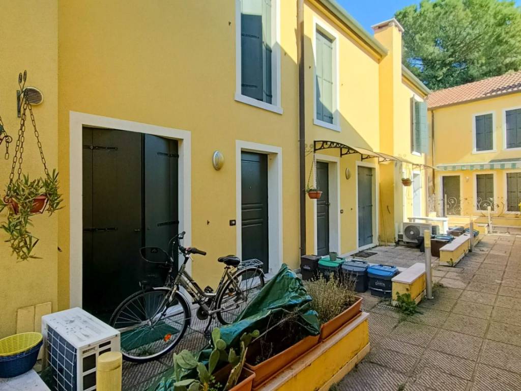 Casa indipendente a Adria in Via Mercato Vecchio Suini - Foto 2