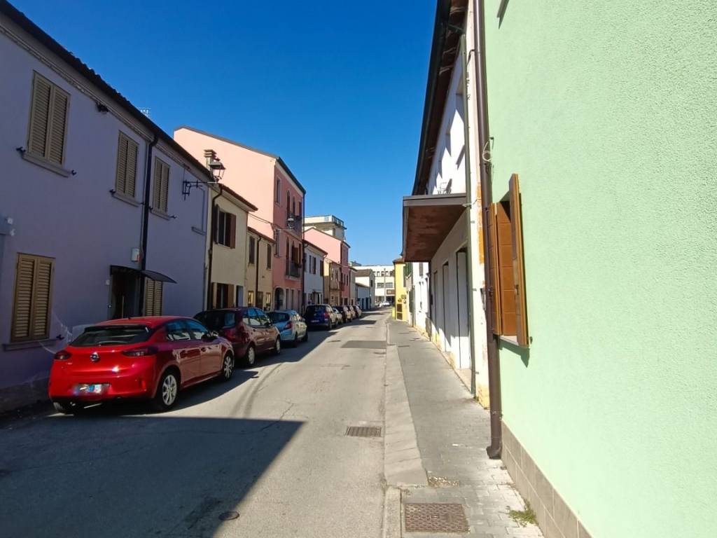 Casa indipendente a Adria in Via Mercato Vecchio Suini - Foto 4