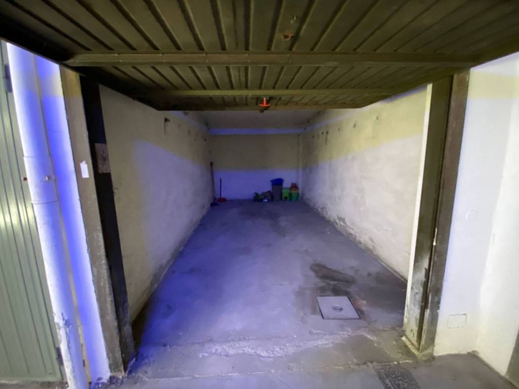 Box / garage a Parma in Via Madre Anna Maria Adorni - Foto 2