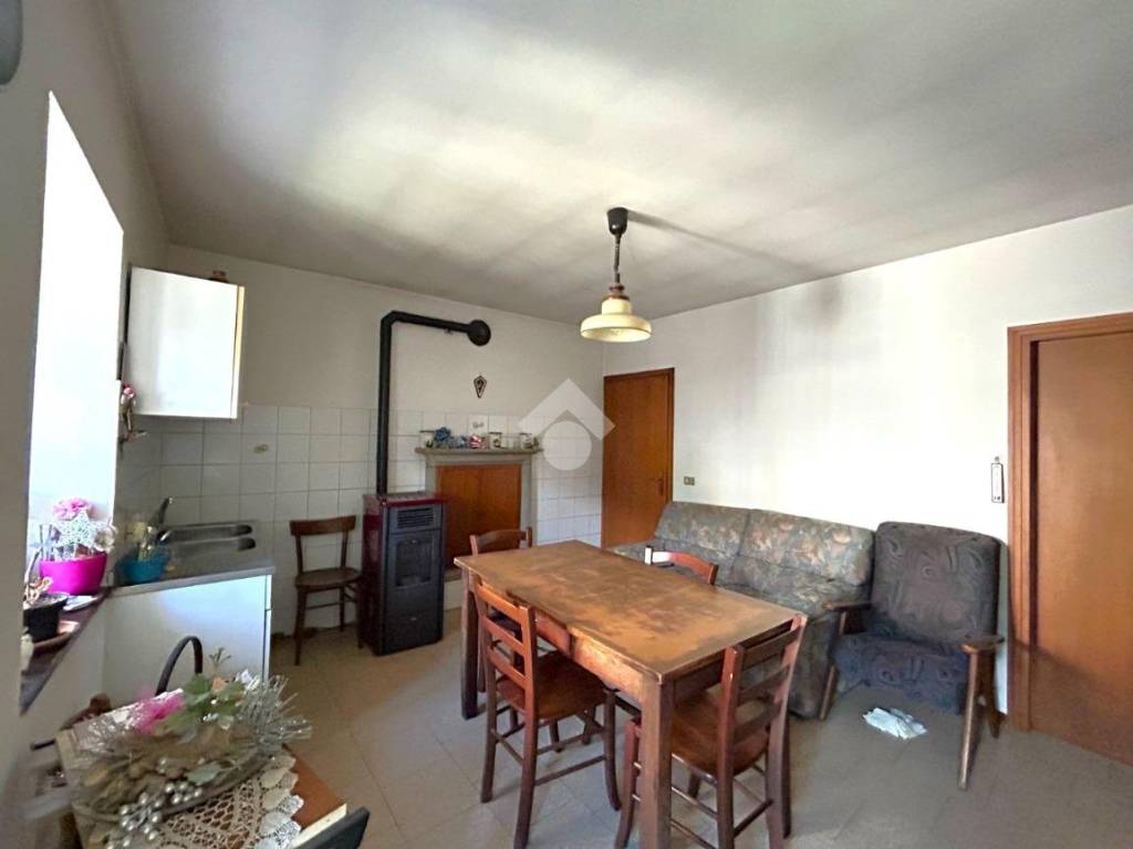 Appartamento a Cosio valtellino in Via Mayer, 8 - Foto 4