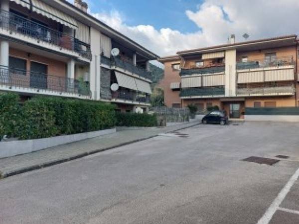 Appartamento a Sezze in Via Puglie - Foto 2