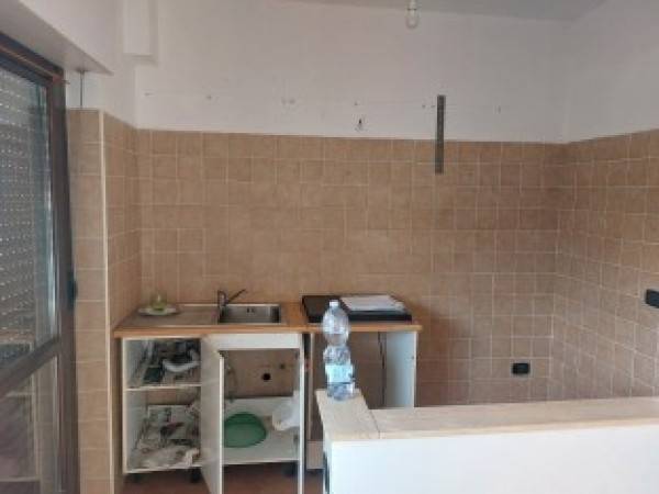 Appartamento a Sezze in Via Puglie - Foto 5