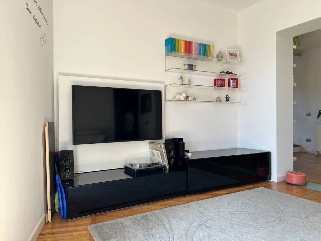 Casa indipendente a Cuasso al monte in Via Roma, 35 - Foto 3