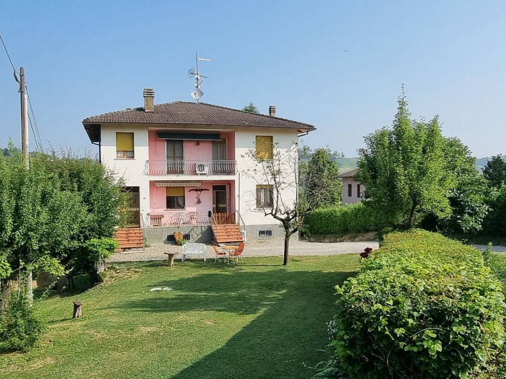 Casa indipendente a Neviano degli arduini in Strada Mediano - Foto 2