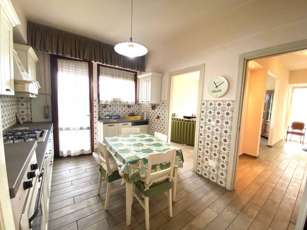 Appartamento a Montecatini-terme in Corso Giacomo Matteotti - Foto 4
