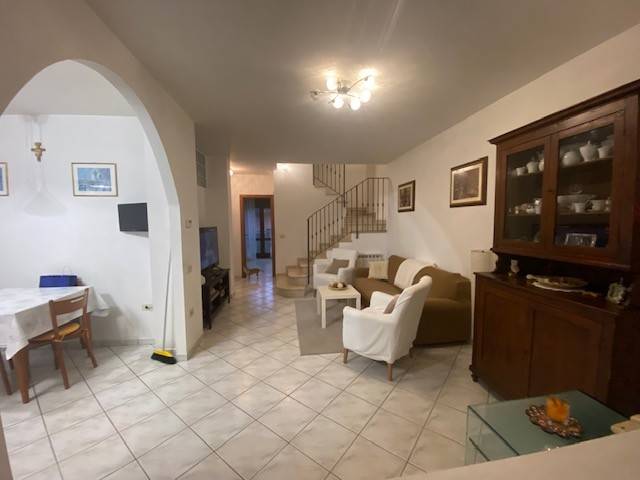 Casa indipendente a Montelabbate - Foto 2
