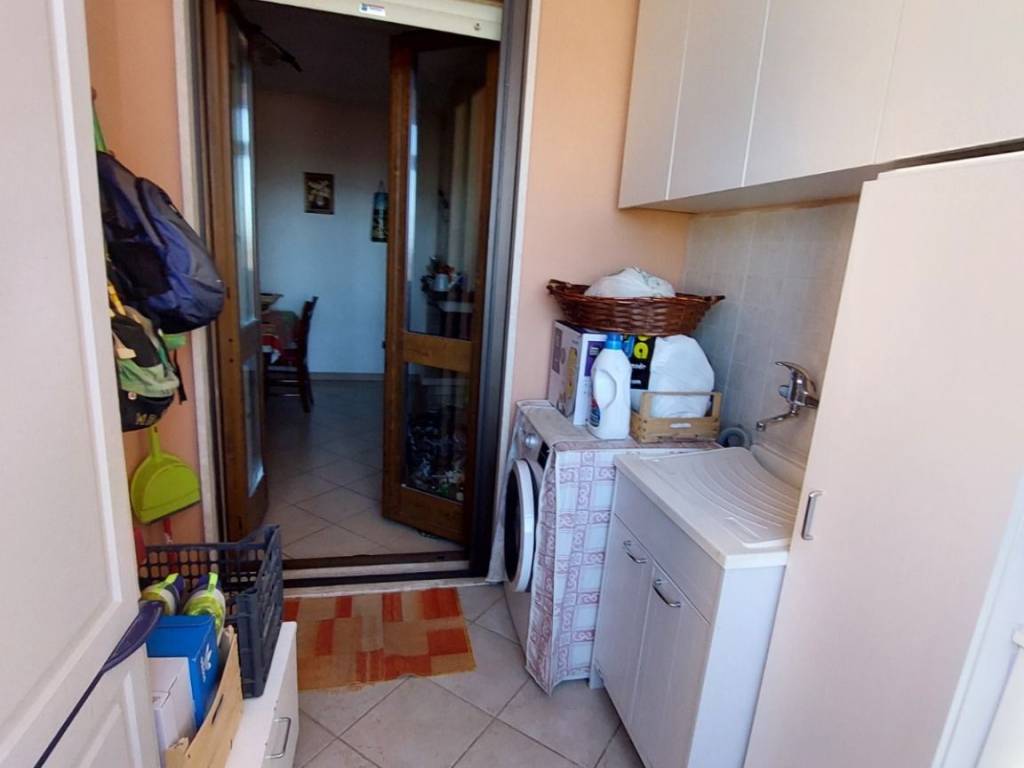 Appartamento a Scorrano in Via Madonna di Lourdes, 21 - Foto 2