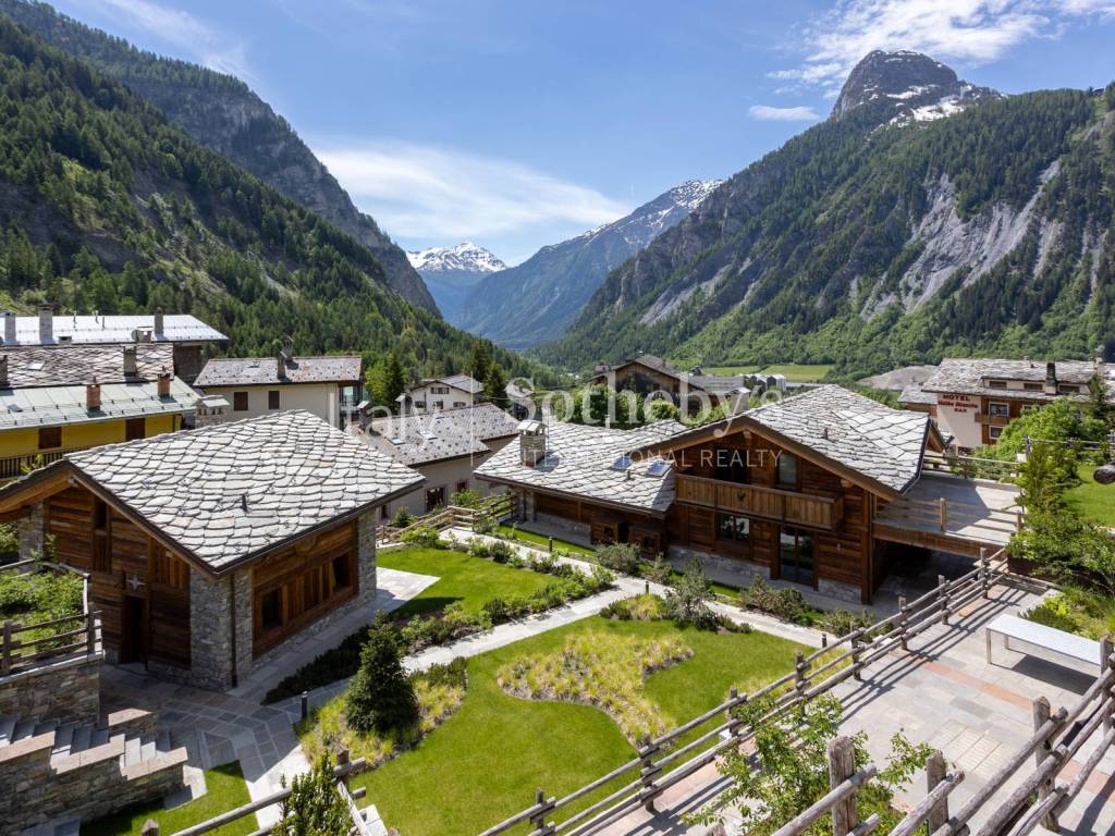 Villa a Courmayeur in Piazzale della Funivia - Foto 5
