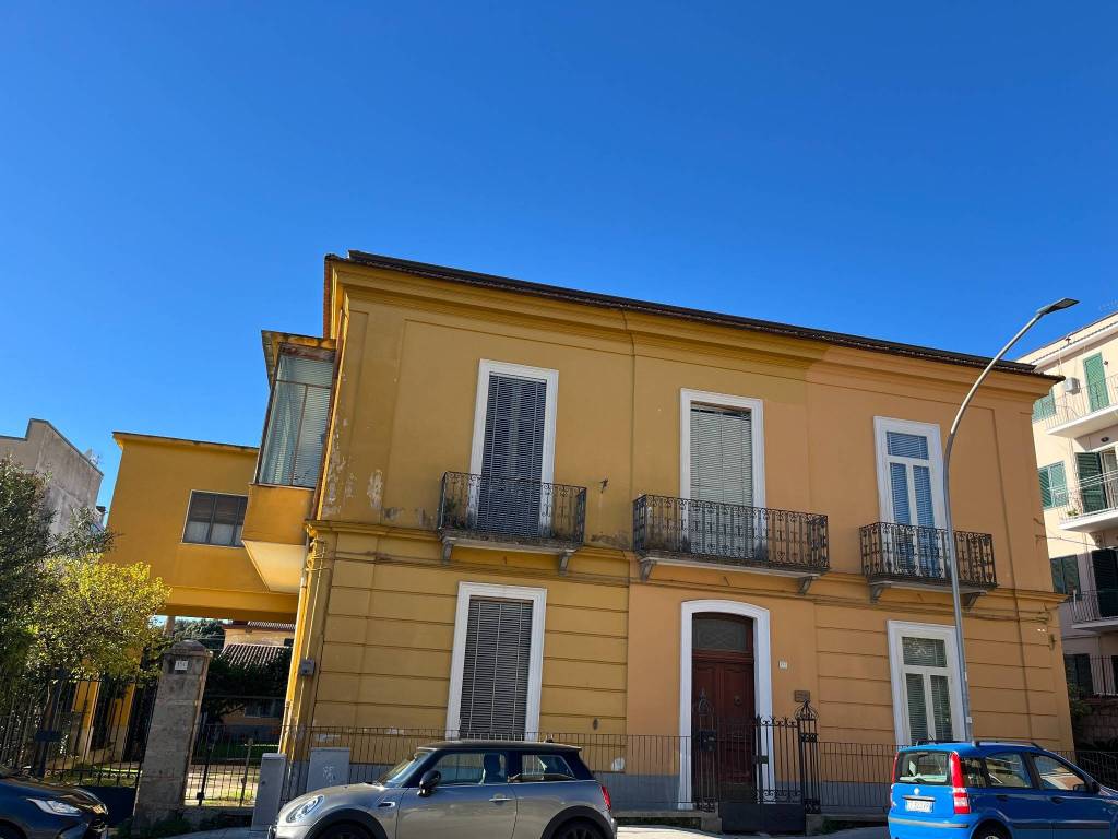 Casa indipendente a Caserta in Via Tescione Gennaro - Foto 3