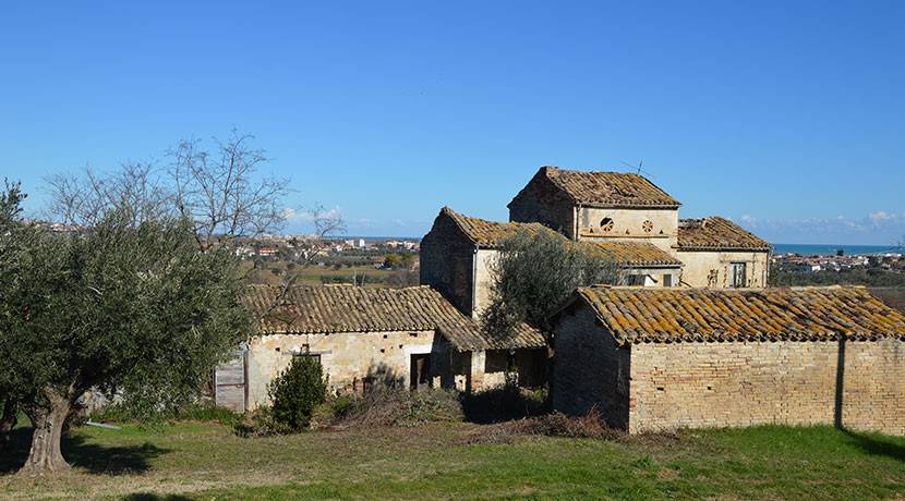 Rustico / casale a Roseto degli abruzzi in Via Luigi Illuminati - Foto 5