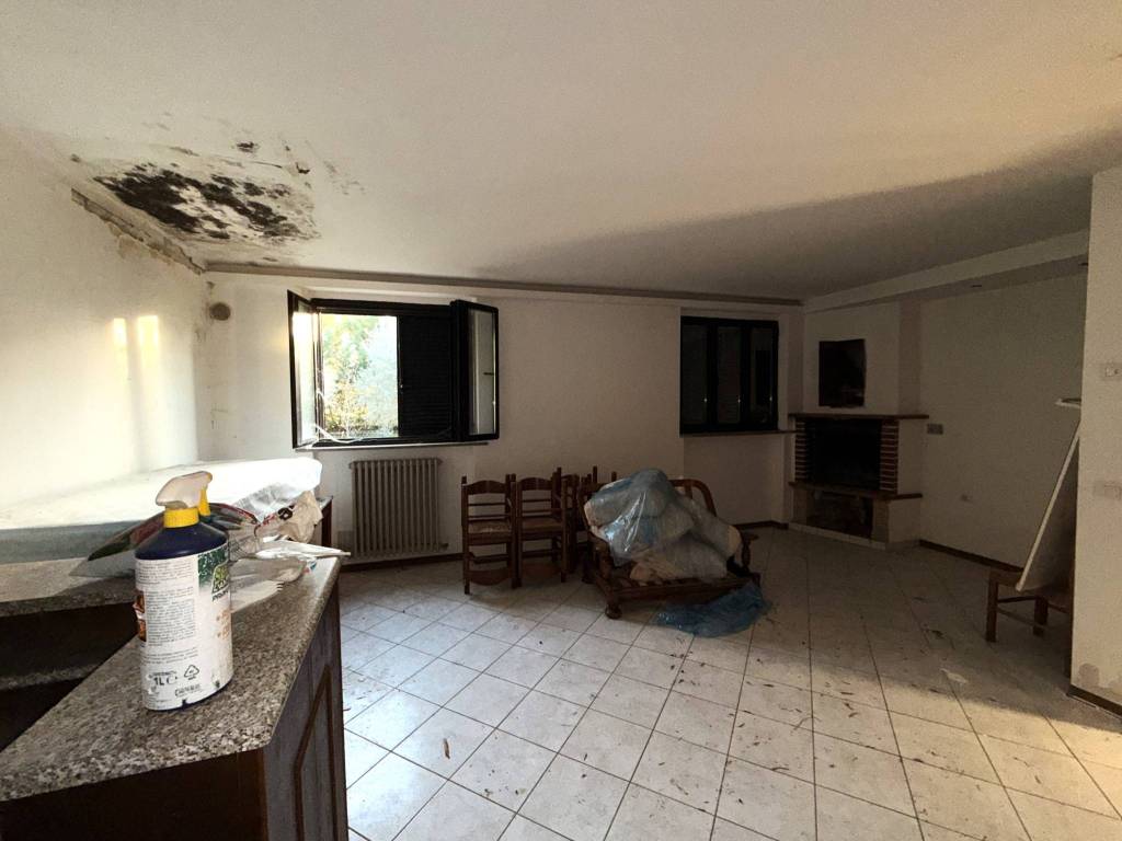 Casa indipendente a Tuoro sul trasimeno in Via Firenze - Foto 3