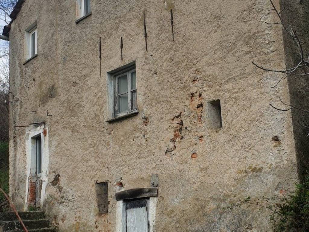 Rustico / casale a Quiliano in Via 25 Aprile - Foto 2