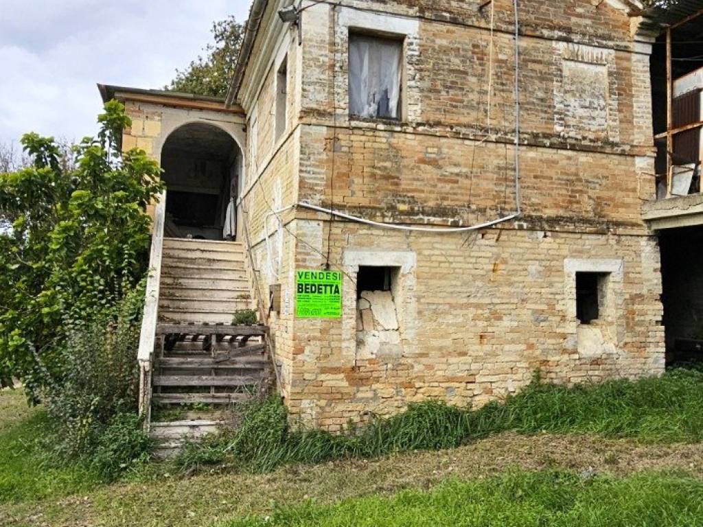 Rustico / casale a Montecosaro in Via Monte San Michele - Foto 4