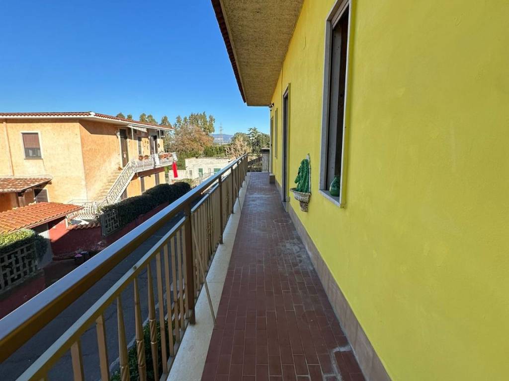 Appartamento a Aprilia in Via della Pineta - Foto 3