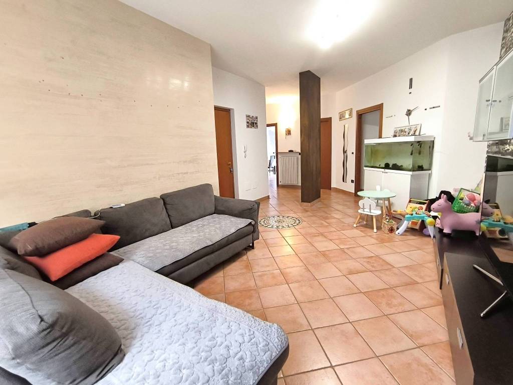 Appartamento a Pescate in Via Roma, 20 - Foto 4