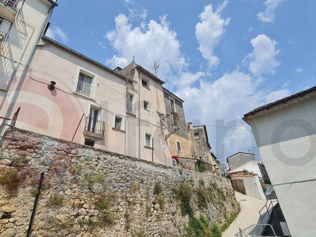 Appartamento a Alvito in Via Elvino, 13 - Foto 3