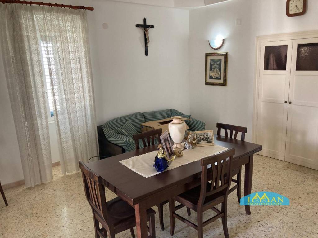 Casa indipendente a Ceglie messapica in Via Pietro Micca - Foto 3