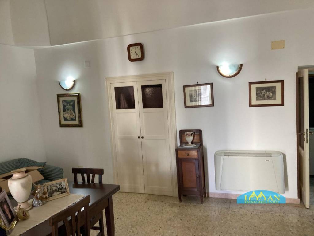 Casa indipendente a Ceglie messapica in Via Pietro Micca - Foto 5