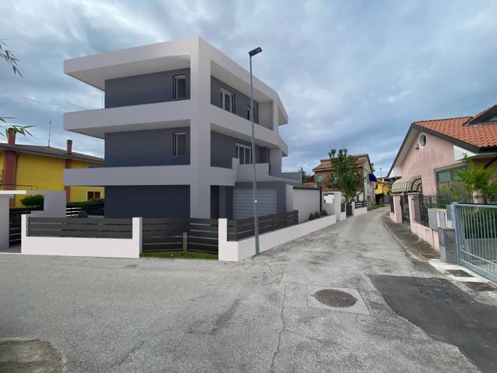 Appartamento a Chioggia in Via Leonardo Donà, 31 - Foto 2