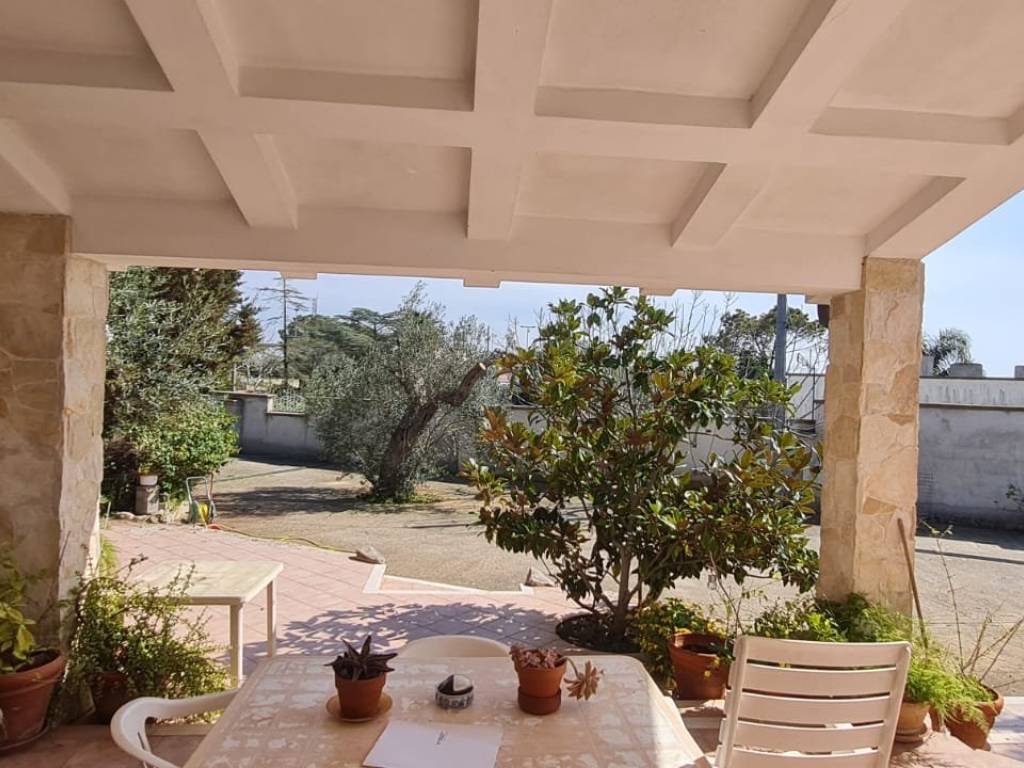 Villa a Parabita in Strada Vicinale La Comune - Foto 2