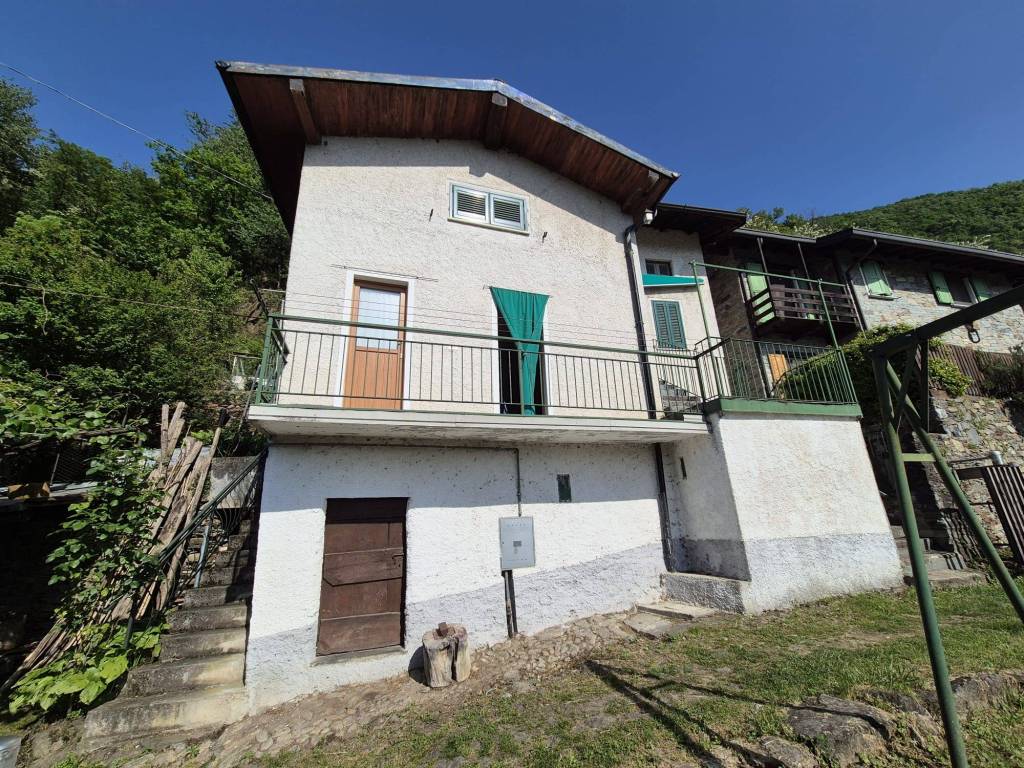 Villa a Dubino in Via Provescio, 6 - Foto 2