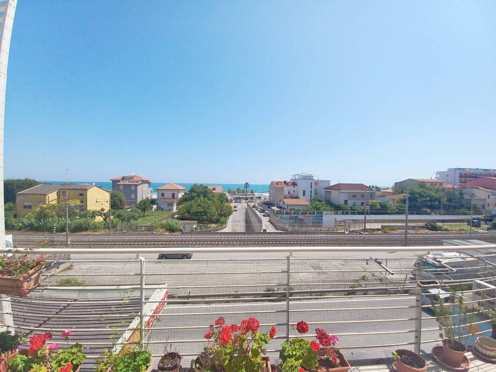 Appartamento a Civitanova marche in Via Principe di Piemonte, 64 - Foto 4