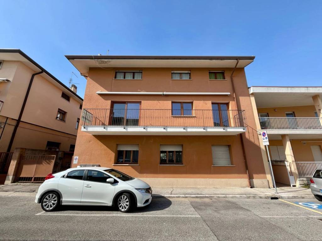 Appartamento a Grado in Via dell'Ingegno, 29 - Foto 2