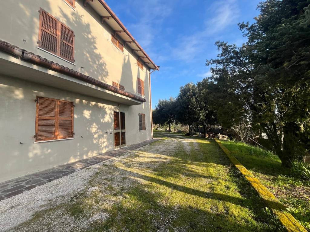 Casa indipendente a Mondavio in Contrada La Costa, 9 - Foto 2