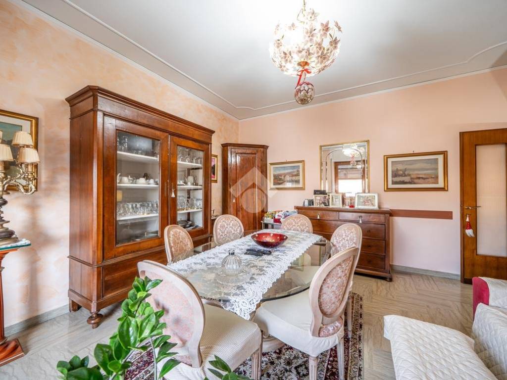 Appartamento a Verona in Via Della Valverde, 87 - Foto 3