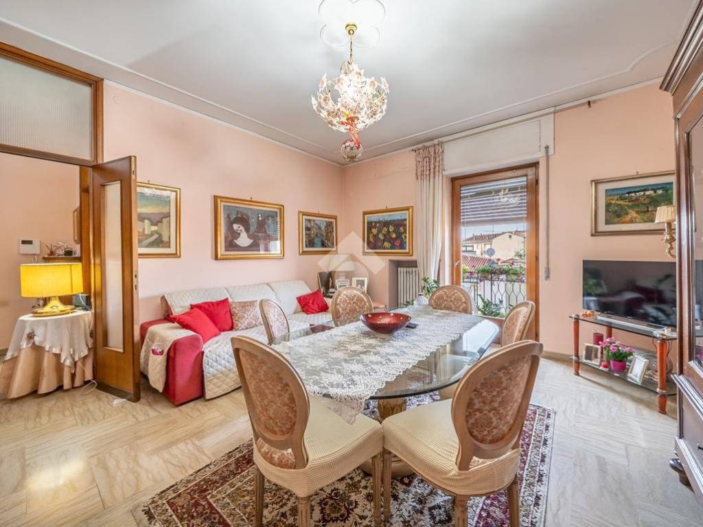 Appartamento a Verona in Via Della Valverde, 87 - Foto 4