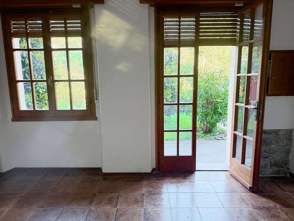 Casa indipendente a Vernio in Via del Bisenzio, 22 - Foto 3