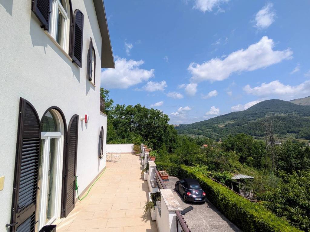 Villa a Isernia in Via Acqua Solfa, 11 - Foto 4