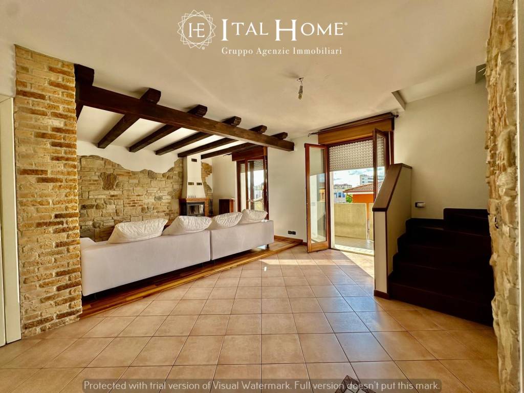 Appartamento a Verona in Via Giacomo Favretto - Foto 2