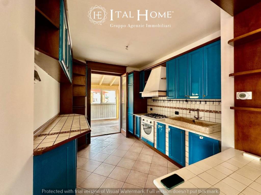 Appartamento a Verona in Via Giacomo Favretto - Foto 5