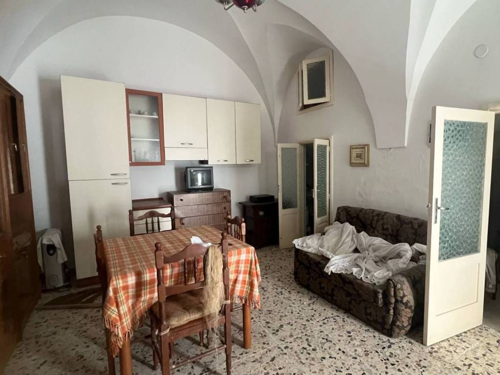 Casa indipendente a Ceglie messapica in Vico Santoro Urgesi - Foto 3