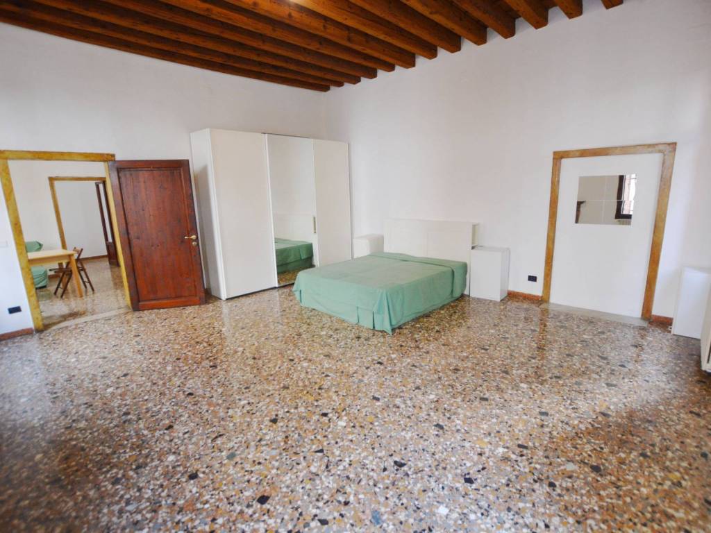 Appartamento a Este in Via Giuseppe Garibaldi - Foto 2