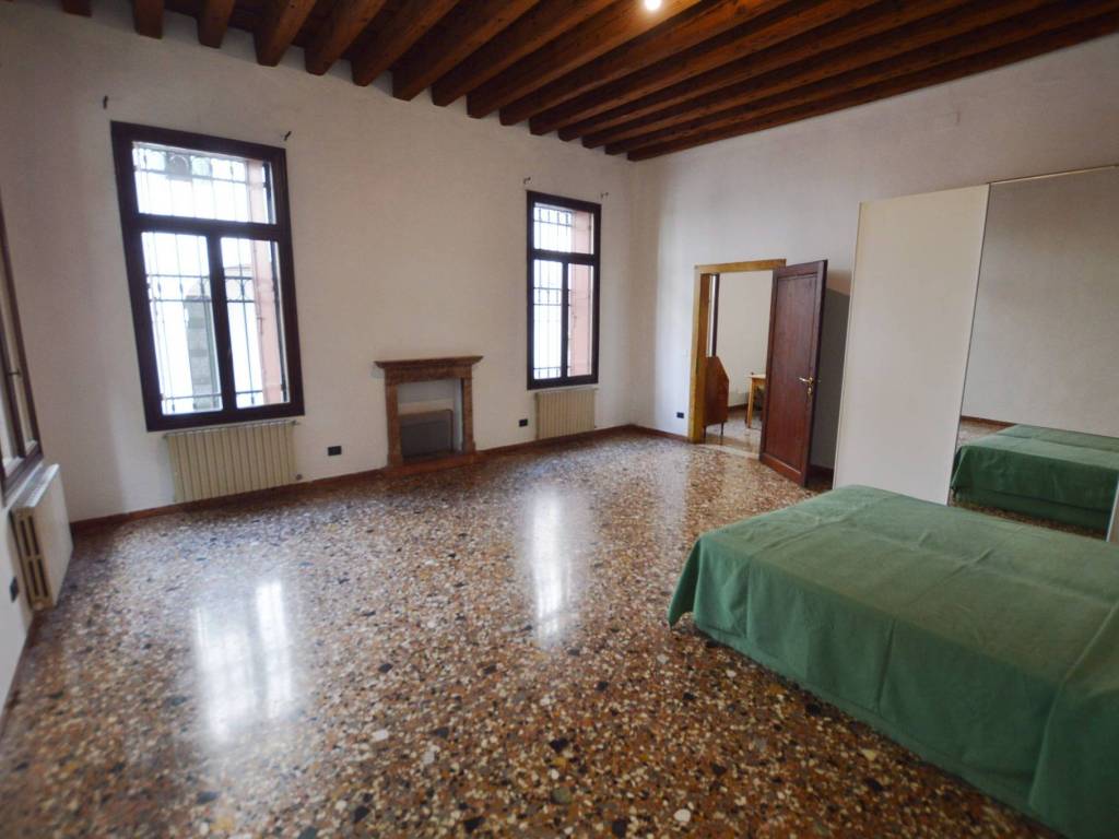 Appartamento a Este in Via Giuseppe Garibaldi - Foto 3