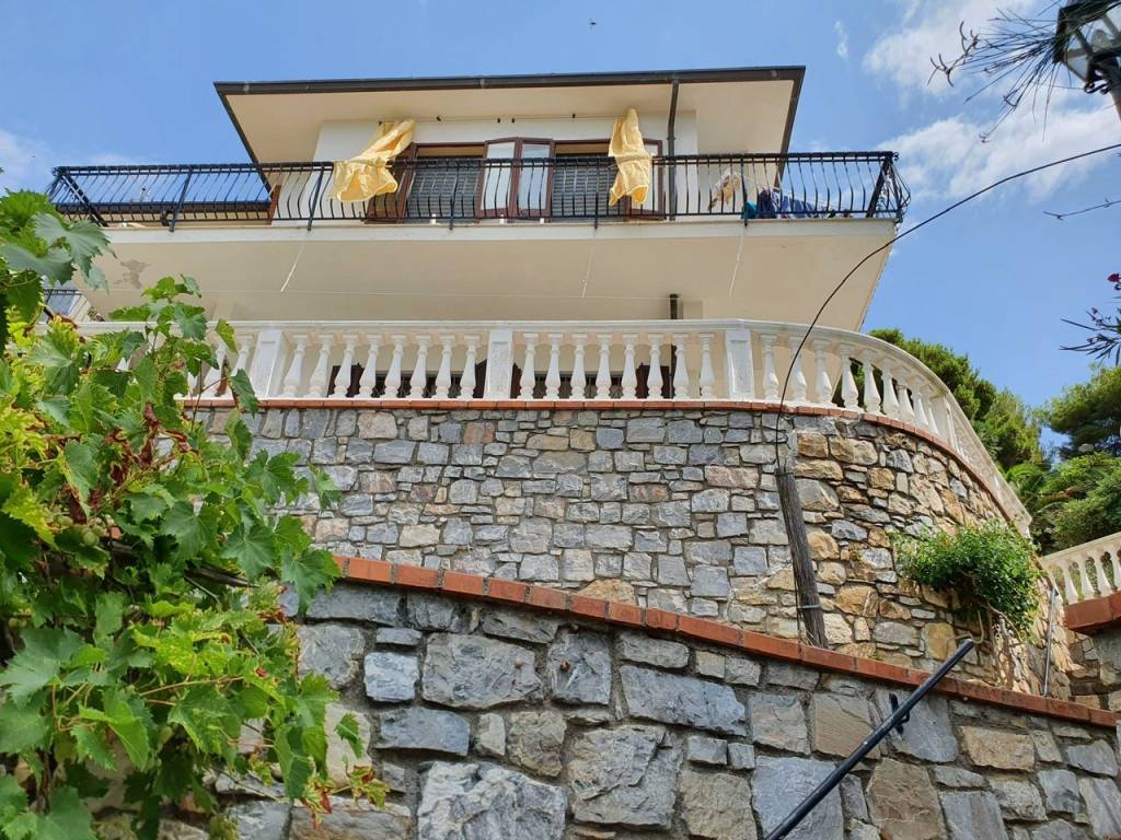Villa a Andora in Via Soprana - Foto 4
