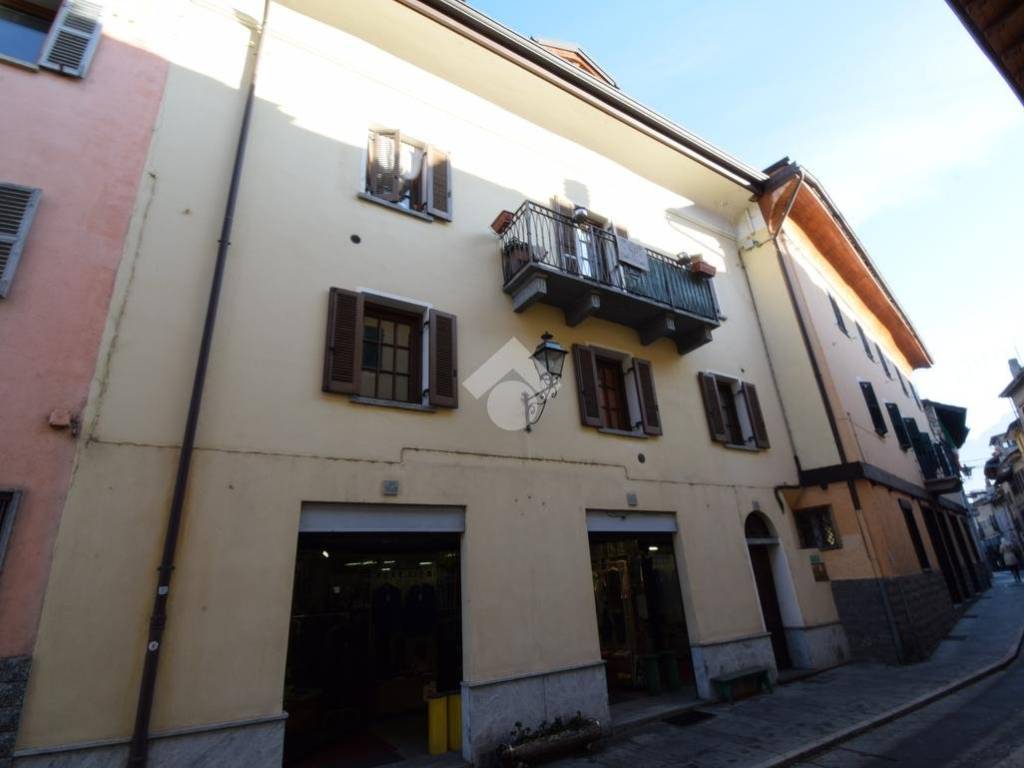 Appartamento a Chatillon in Via Emilio Chanoux, 25 - Foto 5