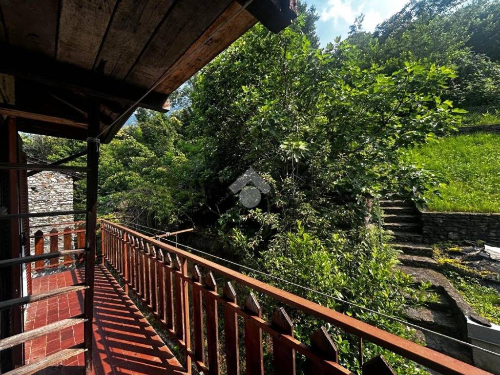 Casa indipendente a Piantedo in Via Cà di Rocc, 80 - Foto 2